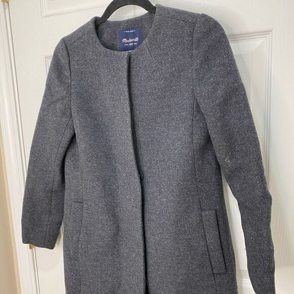 Madewell grey button front peacoat, size x small - Picture 3 of 16